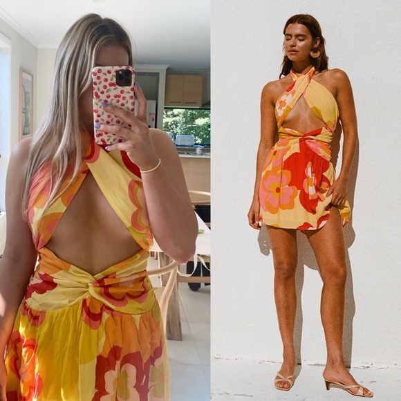 NWT SABO Floral Print Sleeveless Cutout Twist Front Backless Halter Mini Dress 2 - Picture 4 of 10